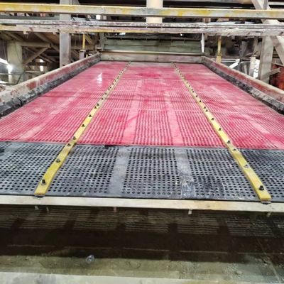 Mining Mesto Vibrating Screens Rubber Screen Panels 40*10mm Reliable